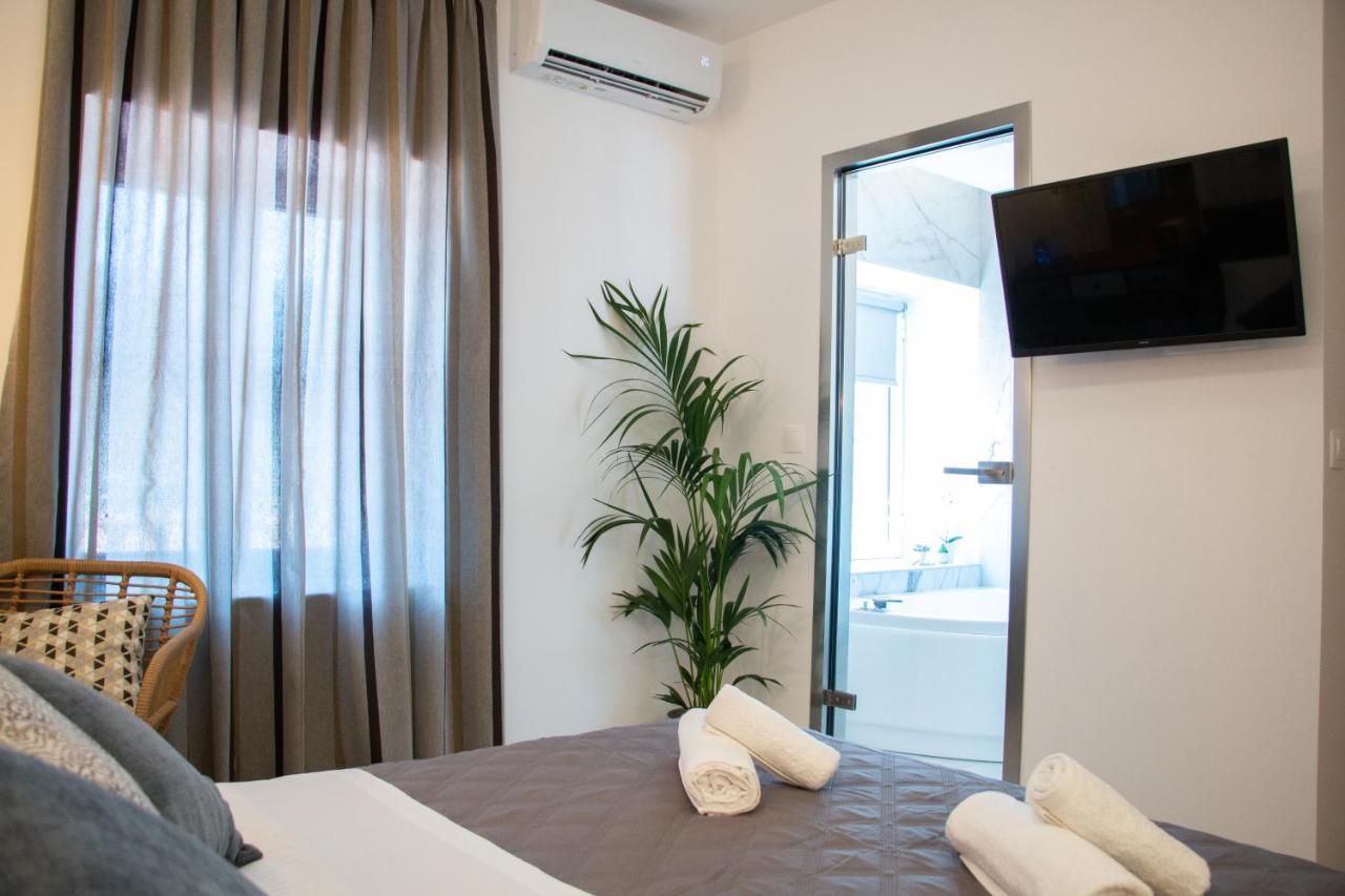 Camara Suite Poros Town Екстериор снимка